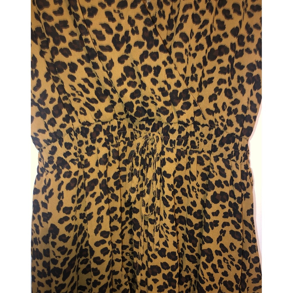Cheetah Print, short sleeved, v-neck romper. - Picture 3 of 5